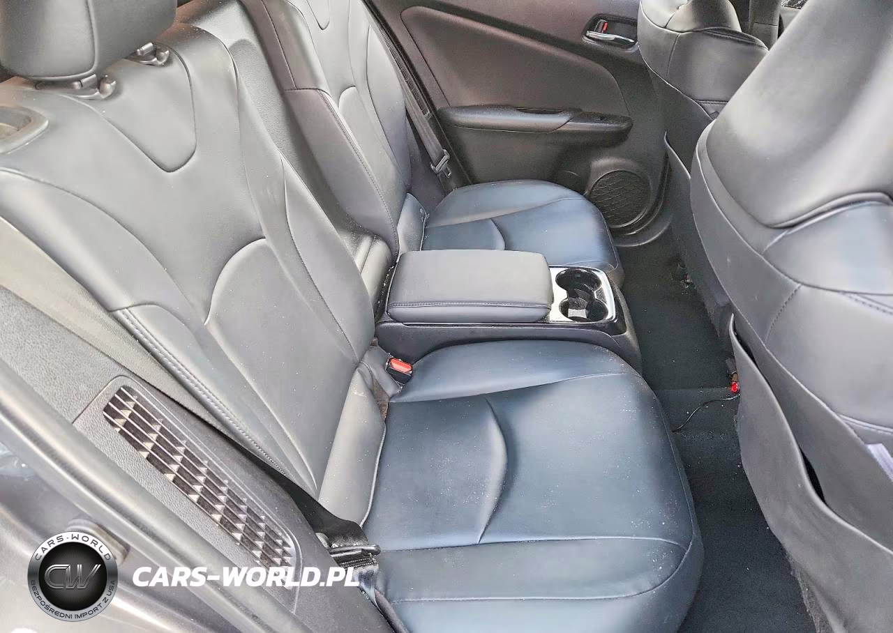 2019 Toyota Prius Prime Premium VIN:JTDKARFP2K3117157 - 10