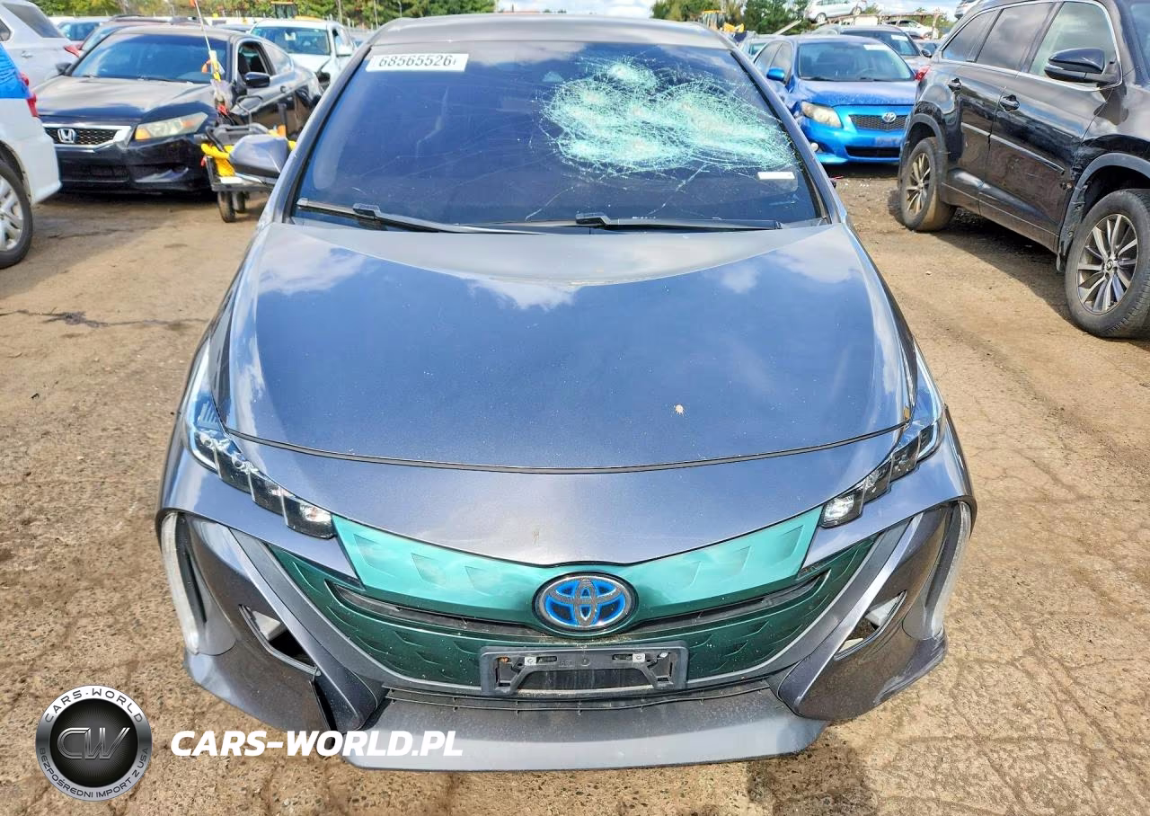 2019 Toyota Prius Prime Premium VIN:JTDKARFP2K3117157 - 5