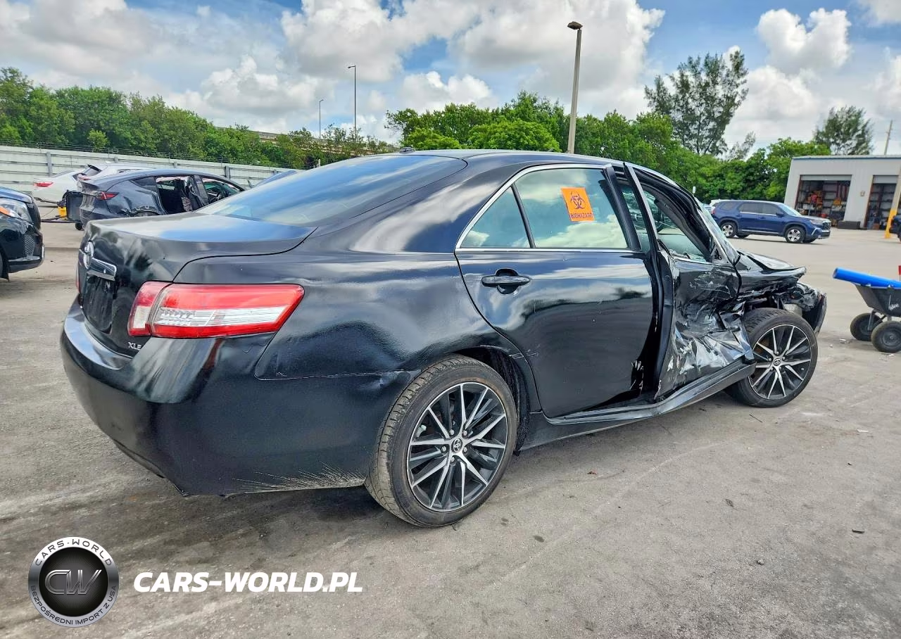2011 Toyota Camry Xle VIN:4T1BF3EK0BU191980 - 3