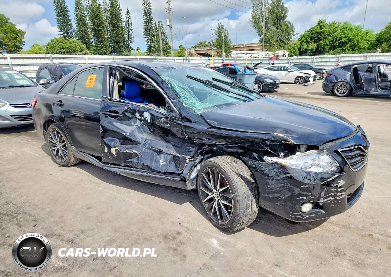 2011 Toyota Camry Xle VIN:4T1BF3EK0BU191980 - 4