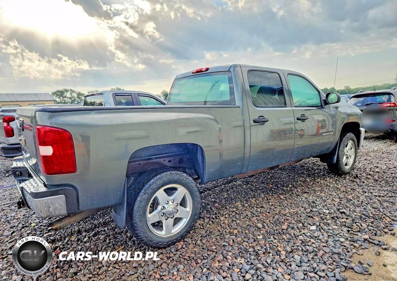 2011 Chevrolet Silverado K2500 Heavy Duty VIN:1GC1KVCG4BF187876 - 3