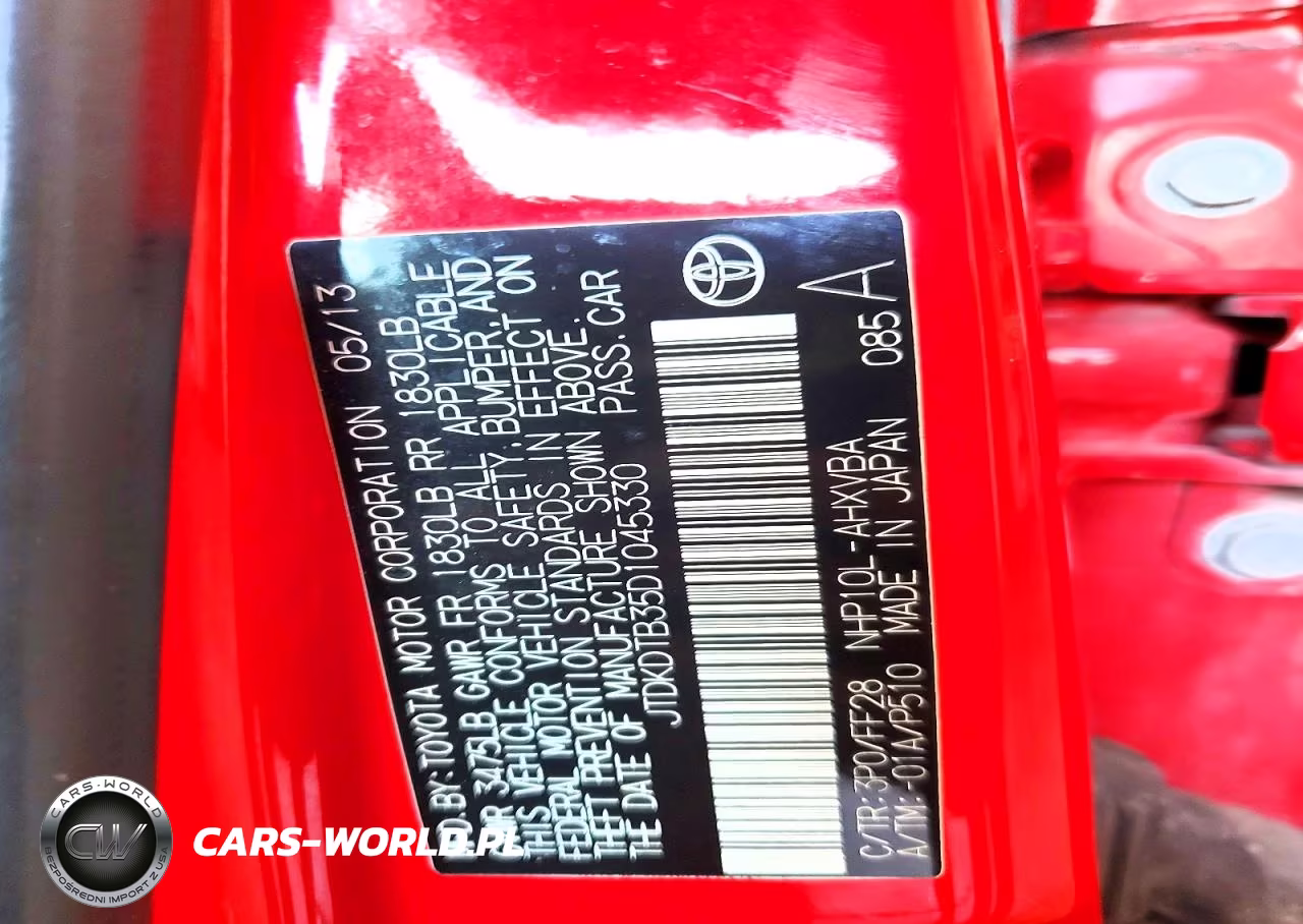 2013 Toyota Prius C Two VIN:JTDKDTB35D1045330 - 12