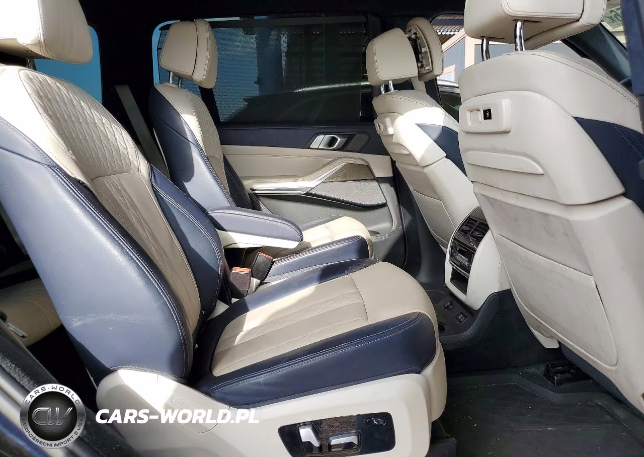 2021 BMW X7 xDrive40I VIN:5UXCW2C0XM9E56951 - 11