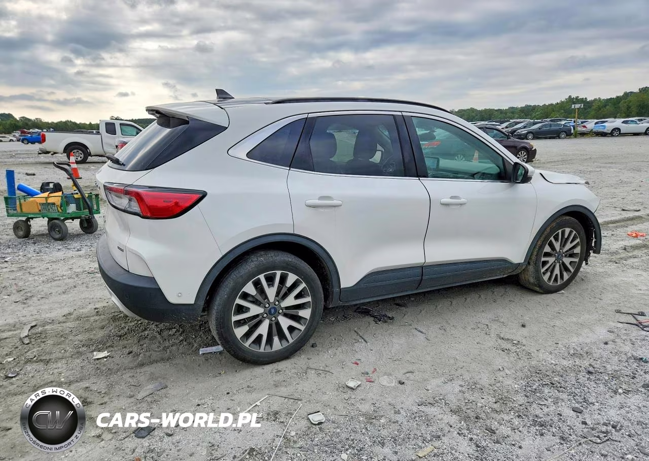 2020 Ford Escape Titanium VIN:1FMCU0DZ1LUC54660 - 3