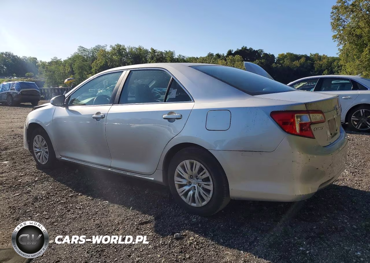 2013 Toyota Camry Le VIN:4T4BF1FK7DR321636 - 2