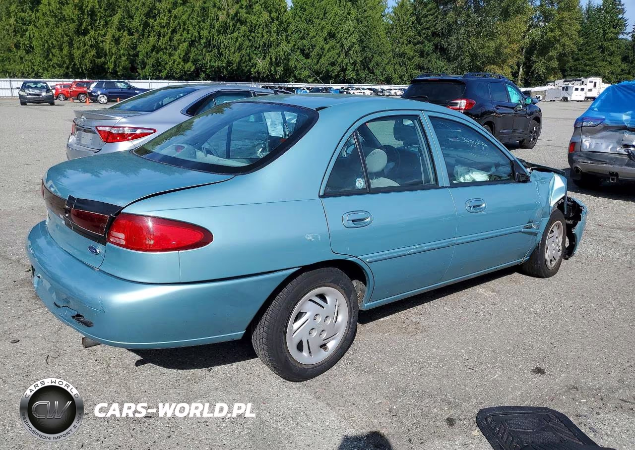 1999 Ford Escort Se VIN:1FAFP13P8XW109758 - 3
