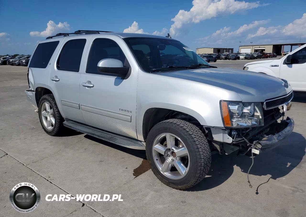 2013 Chevrolet Tahoe C1500 Lt VIN:1GNSCBE00DR355733 - 4
