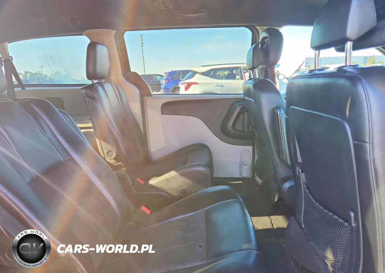 2020 Dodge Grand Caravan Sxt VIN:2C4RDGCG2LR175065 - 11