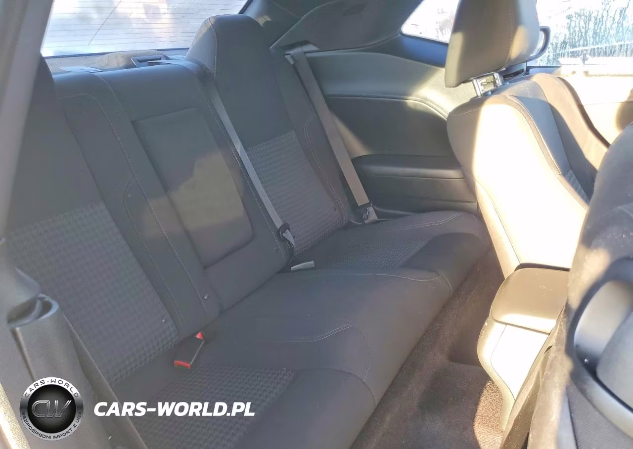 2019 Dodge Challenger Sxt VIN:2C3CDZAG4KH503311 - 10