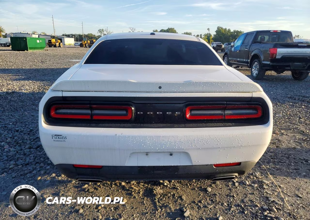 2019 Dodge Challenger Sxt VIN:2C3CDZAG4KH503311 - 6