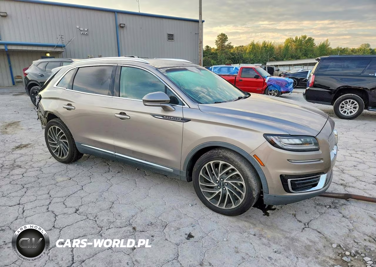 2019 Lincoln Nautilus Reserve VIN:2LMPJ6L98KBL32181 - 4