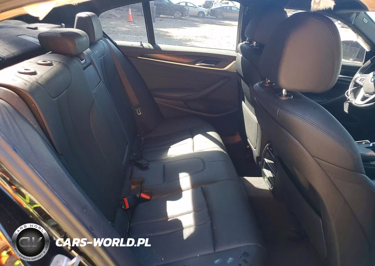 2019 BMW 530 Xi VIN:WBAJA7C52KG911942 - 10