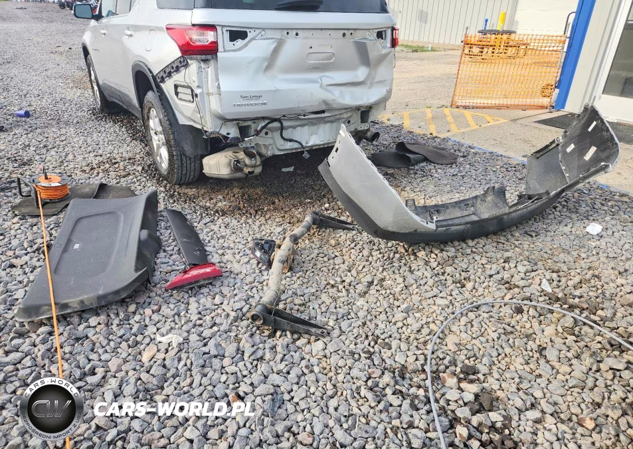 2020 Chevrolet Traverse Lt VIN:1GNERGKW2LJ222048 - 13