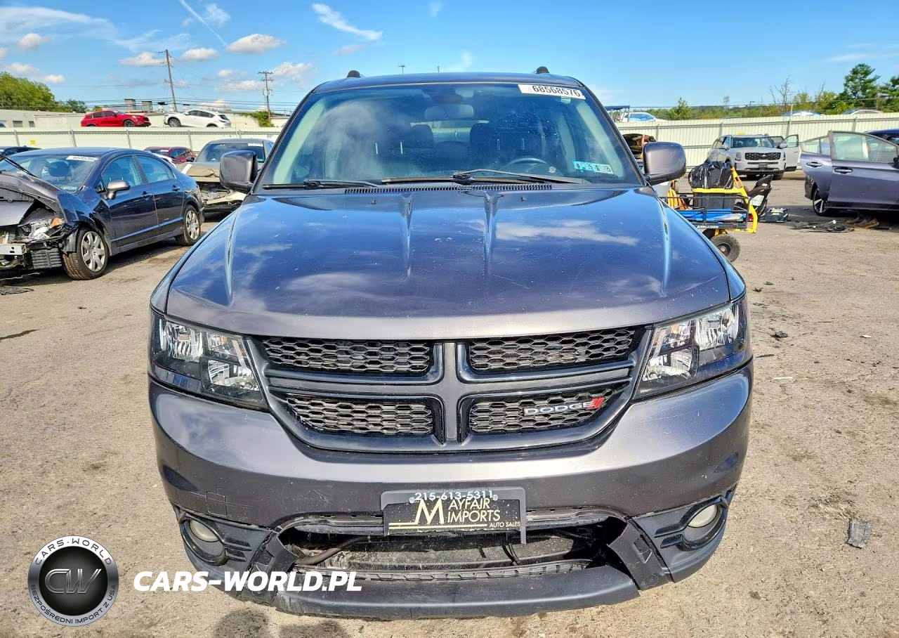 2018 Dodge Journey Crossroad VIN:3C4PDDGG9JT387228 - 5