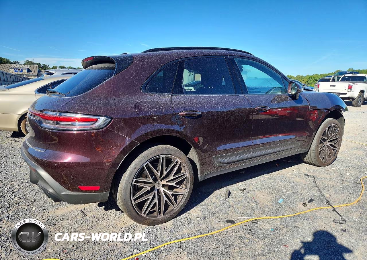 2023 Porsche Macan Base VIN:WP1AA2A57PLB05228 - 3