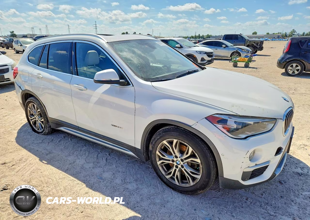 2016 BMW X1 xDrive28I VIN:WBXHT3Z35G4A51642 - 4