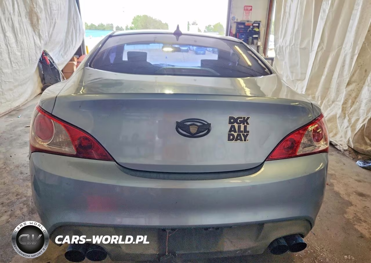 2010 Hyundai Genesis Coupe 2.0T VIN:KMHHT6KDXAU028021 - 6
