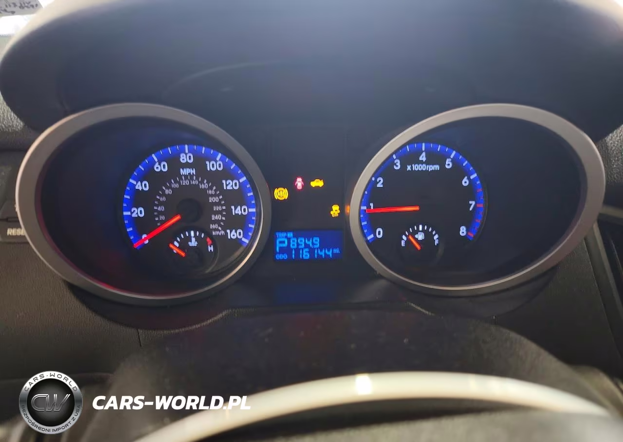 2010 Hyundai Genesis Coupe 2.0T VIN:KMHHT6KDXAU028021 - 9
