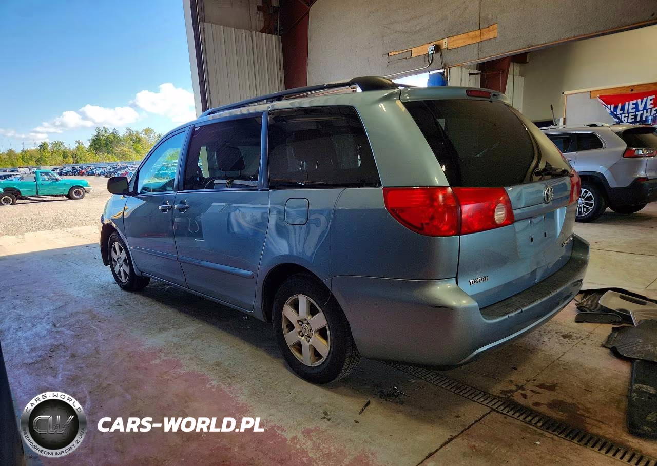 2009 Toyota Sienna Le 7-Passenger VIN:5TDZK23CX9S276361 - 2