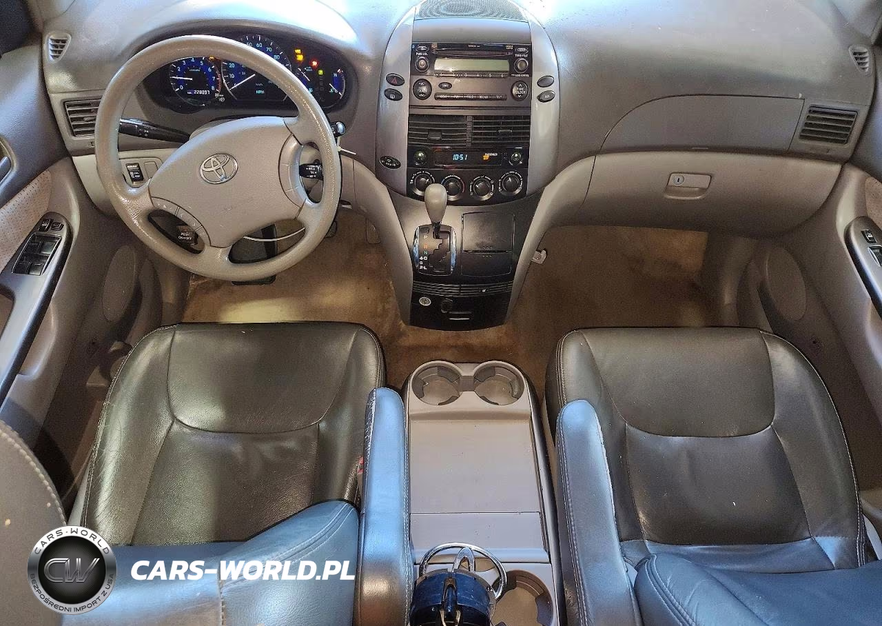 2009 Toyota Sienna Le 7-Passenger VIN:5TDZK23CX9S276361 - 8