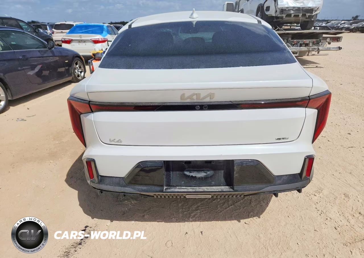 2025 Kia K4 Gt Line VIN:3KPFW4DEXSE052879 - 6