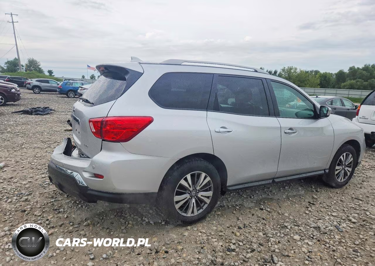 2020 Nissan Pathfinder S VIN:5N1DR2AM2LC621906 - 3