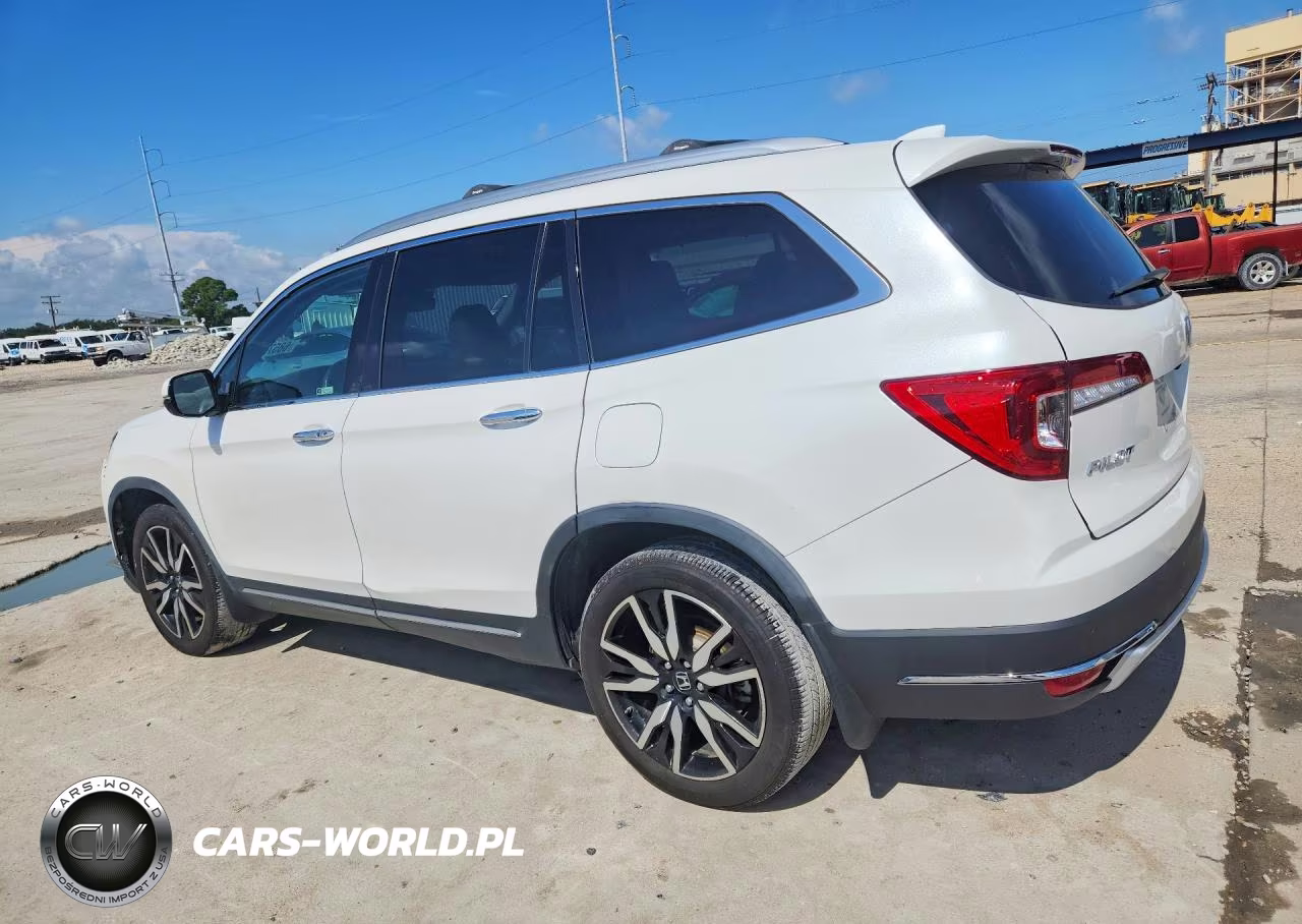 2020 Honda Pilot Touring VIN:5FNYF5H69LB008031 - 2