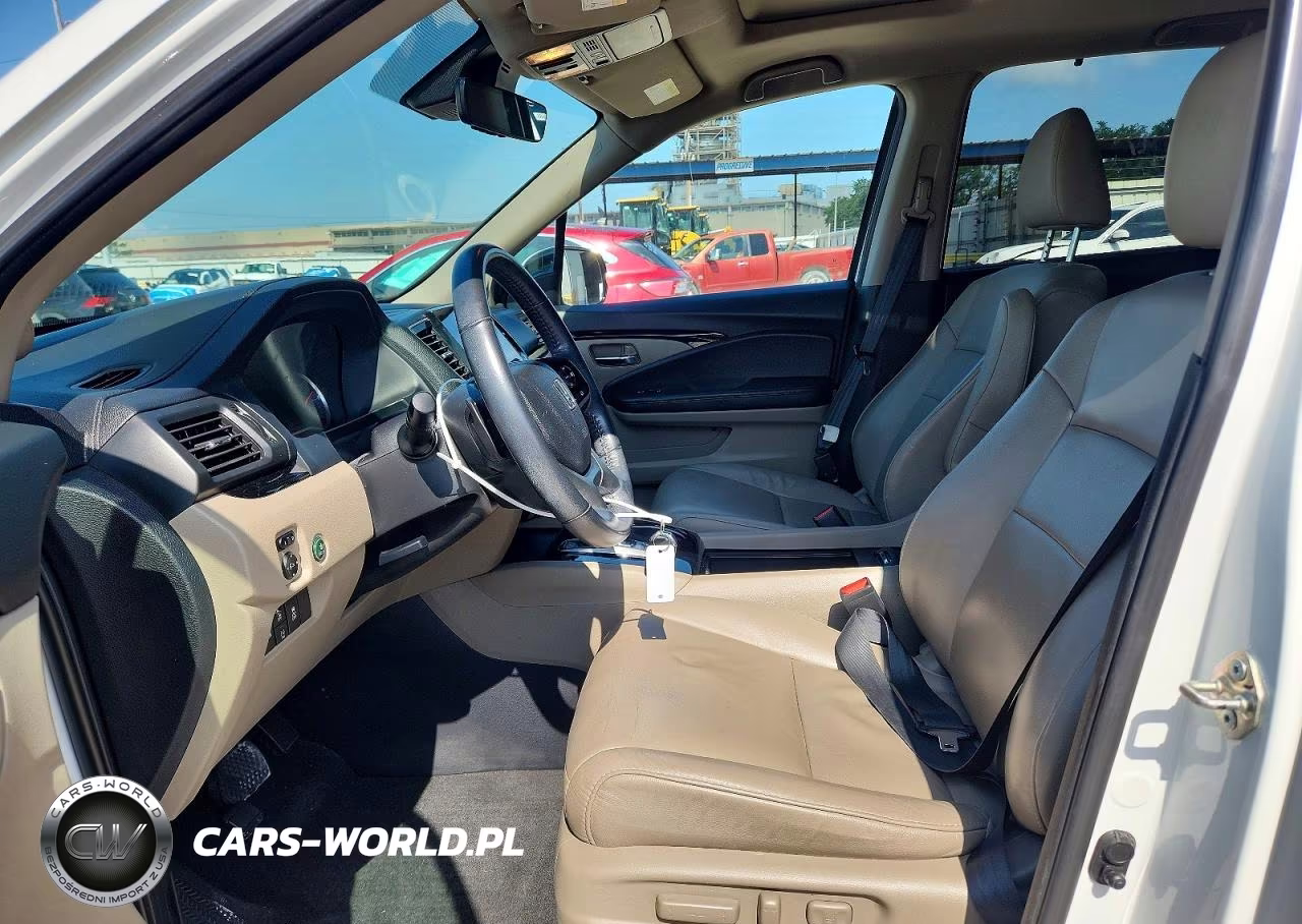 2020 Honda Pilot Touring VIN:5FNYF5H69LB008031 - 7