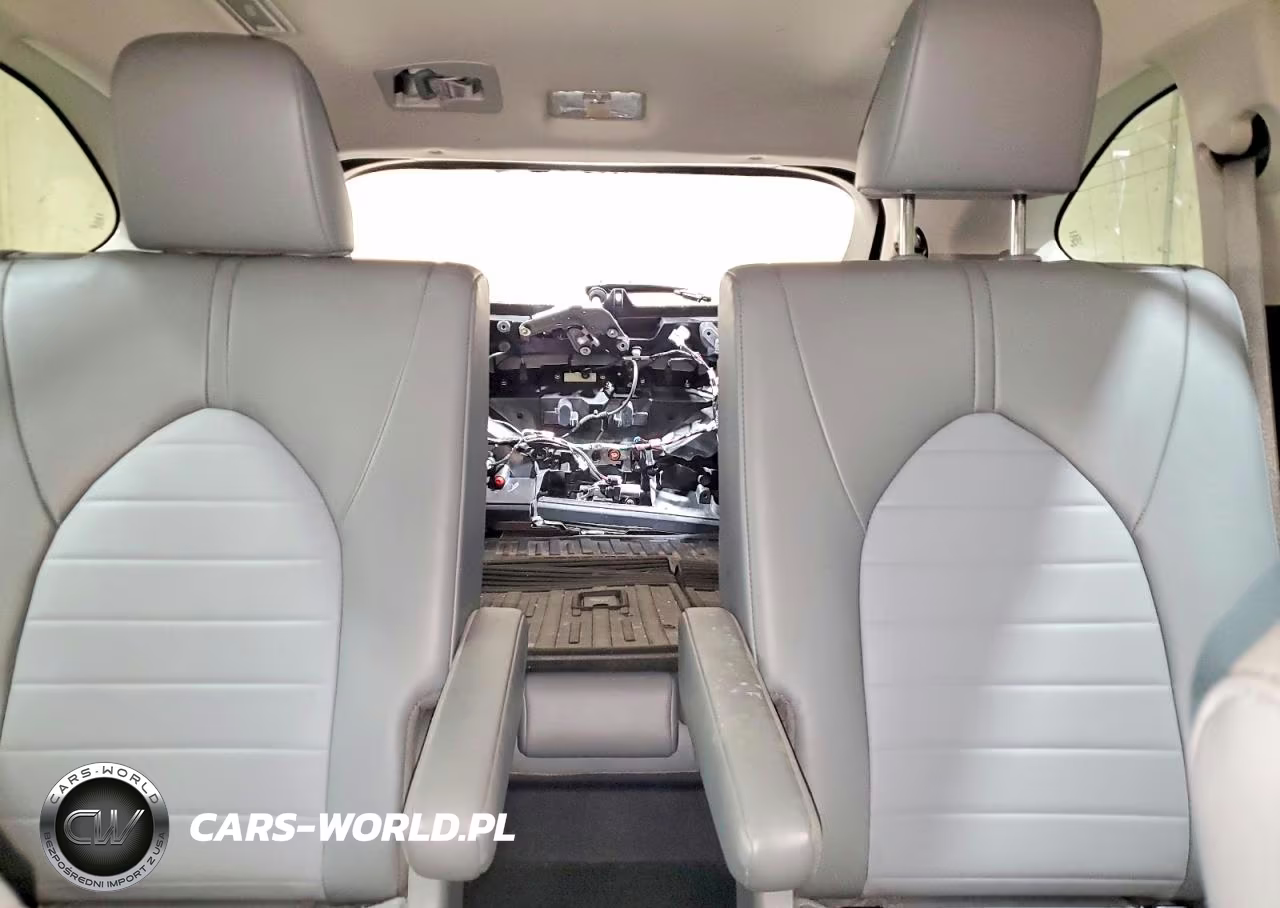2022 Toyota Highlander Xle VIN:5TDHZRBH7NS170005 - 10
