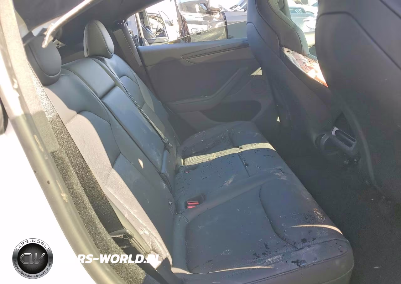 2026 Tesla Model Y VIN:7SAYGDET9TA711288 - 10