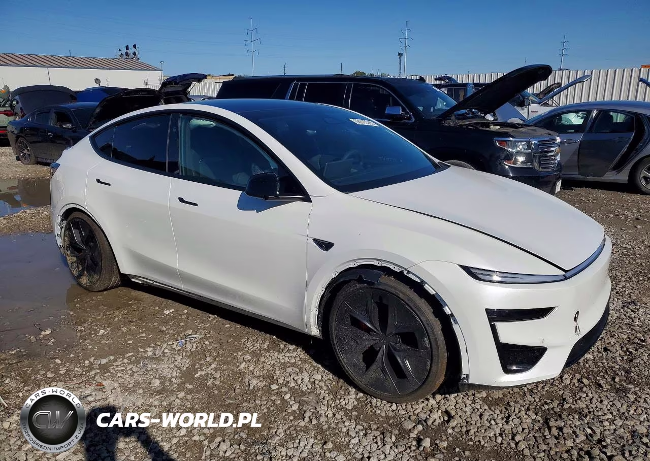 2026 Tesla Model Y VIN:7SAYGDET9TA711288 - 4