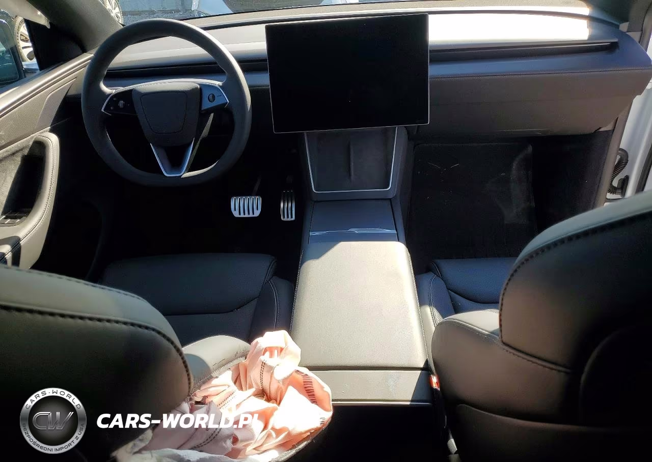 2026 Tesla Model Y VIN:7SAYGDET9TA711288 - 8