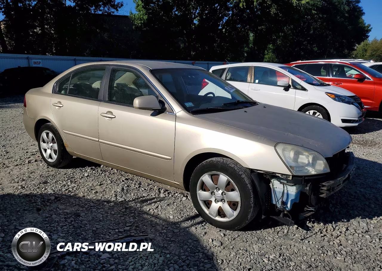 2007 Kia Optima Lx VIN:KNAGE123675105066 - 4