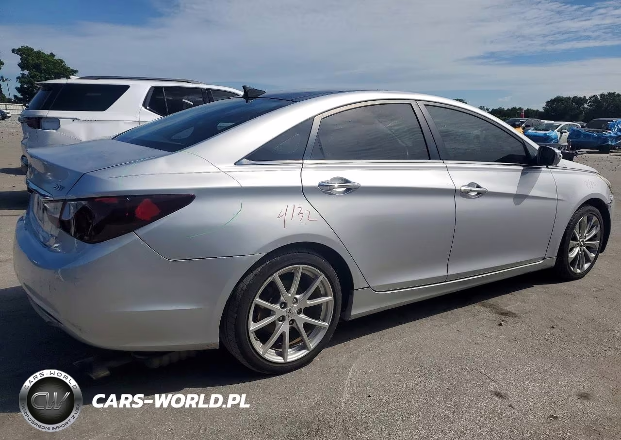 2013 Hyundai Sonata Limited 2.0T VIN:5NPEC4AB3DH640068 - 3