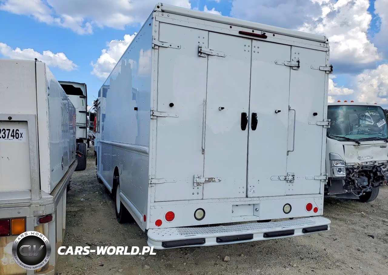 2013 Freightliner Mt45 Chassis Delivery Truck VIN:4UZAAPDU2DCFF0046 - 2