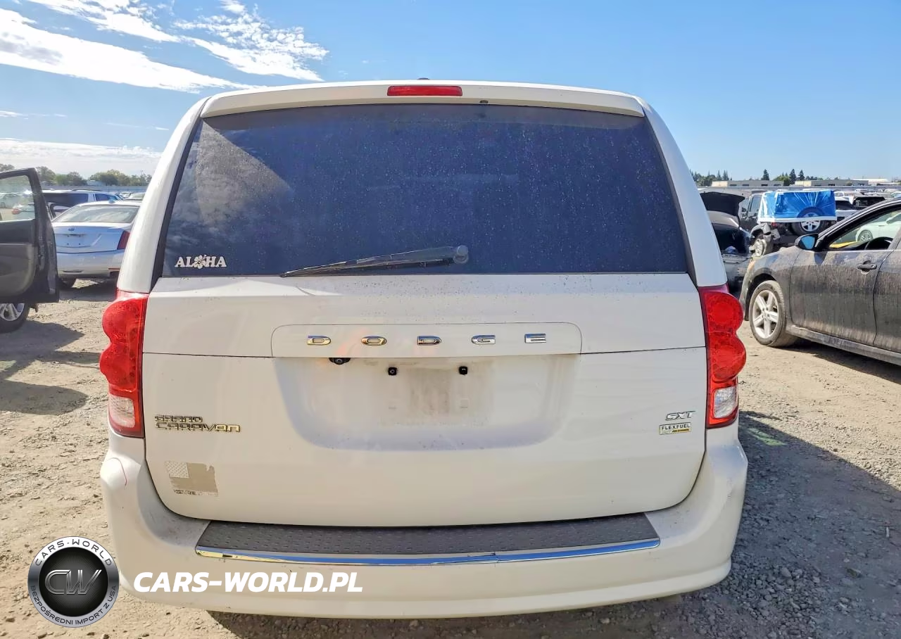 2018 Dodge Grand Caravan Sxt VIN:2C4RDGCG2JR240218 - 6