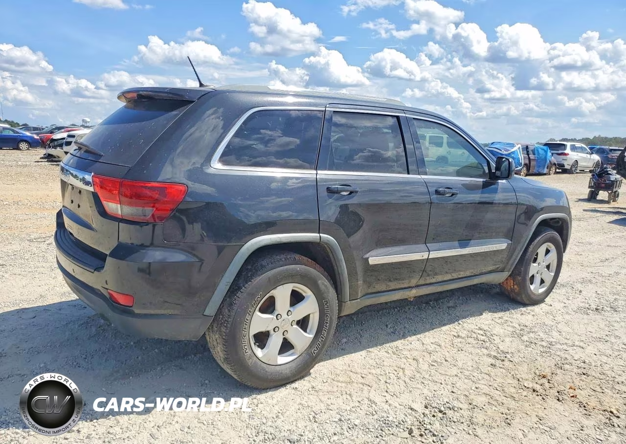 2012 Jeep Grand Cherokee Laredo VIN:1C4RJEAG6CC146130 - 3