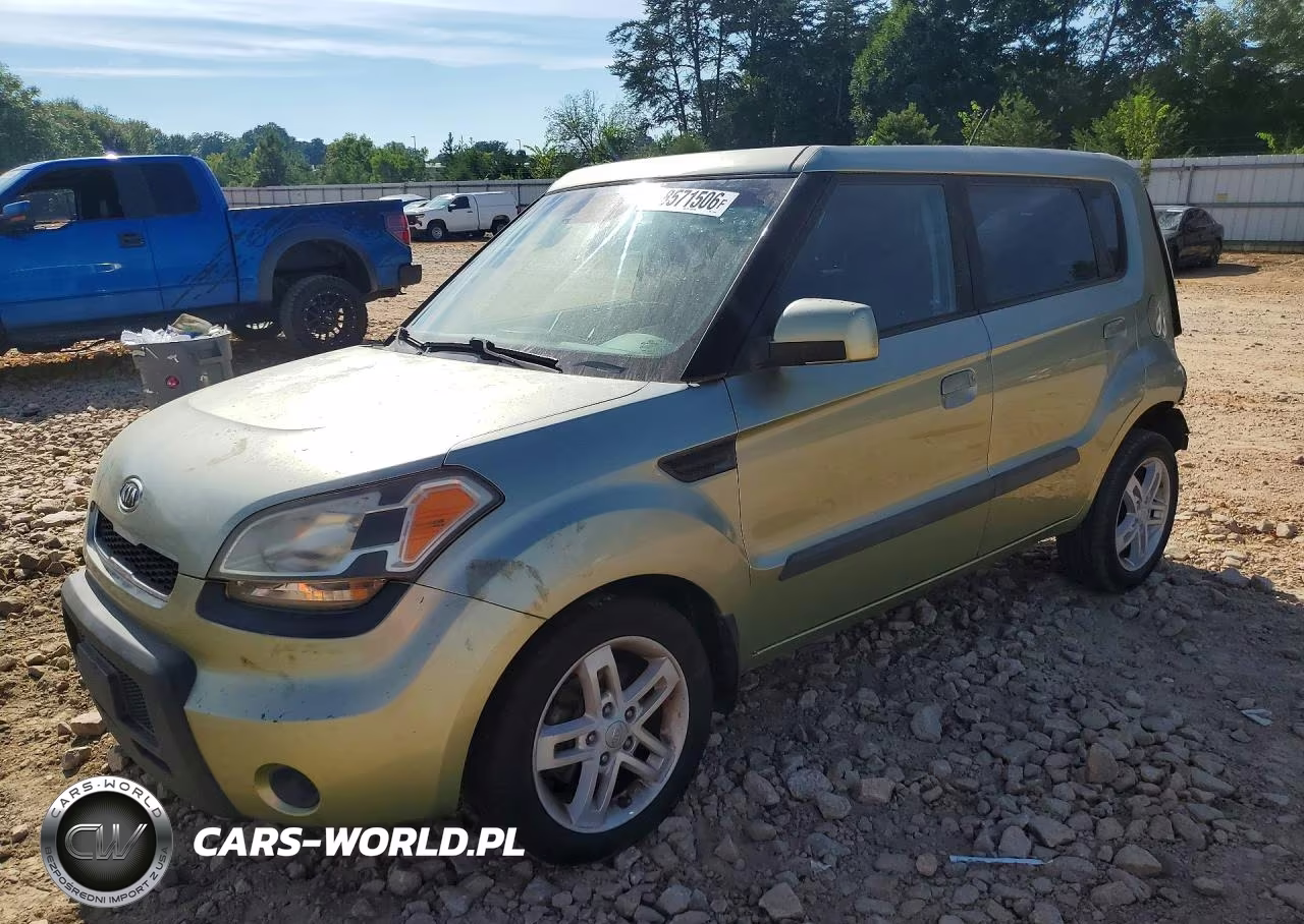 2010 Kia Soul + VIN:KNDJT2A22A7174099 - 1