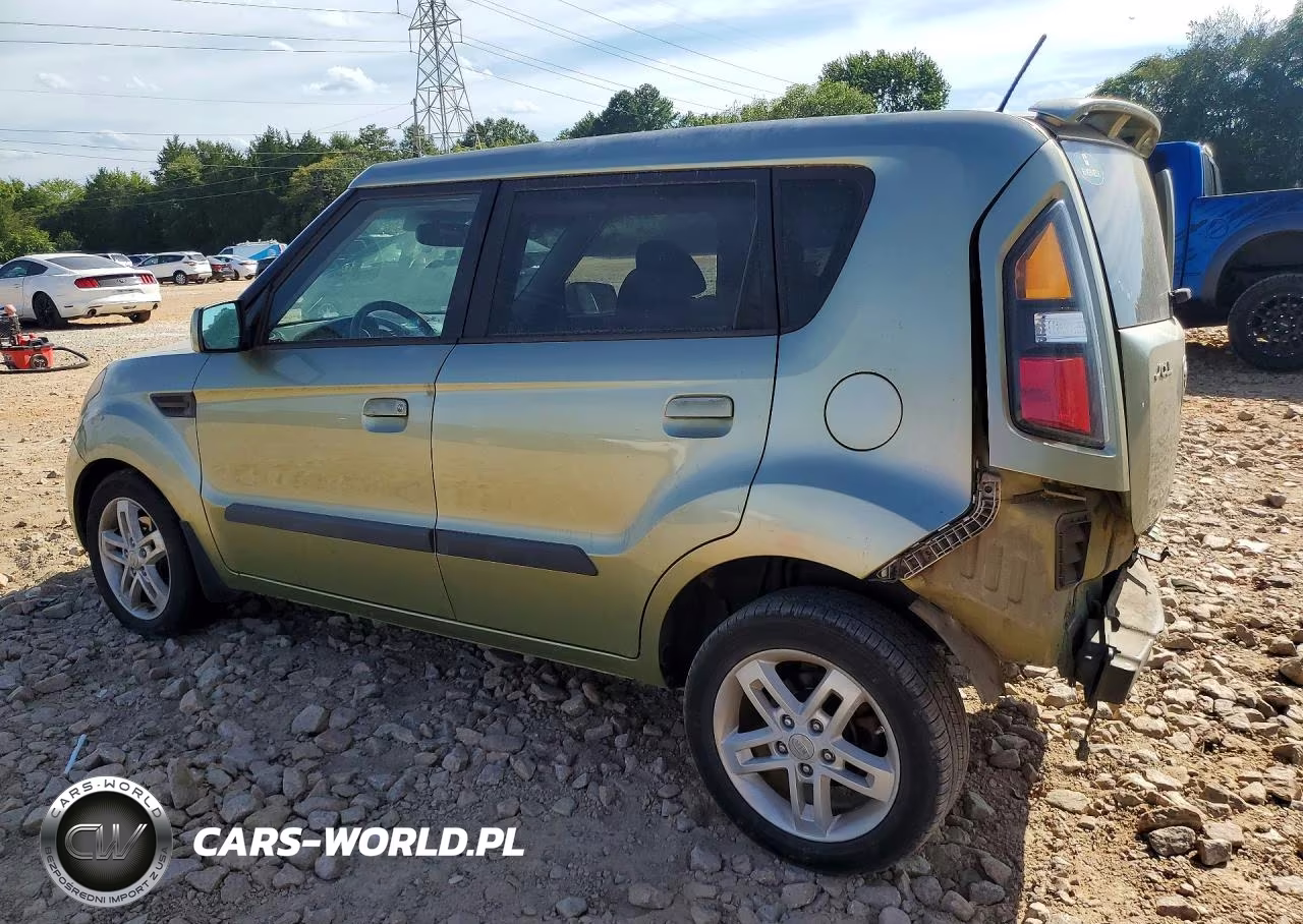 2010 Kia Soul + VIN:KNDJT2A22A7174099 - 2