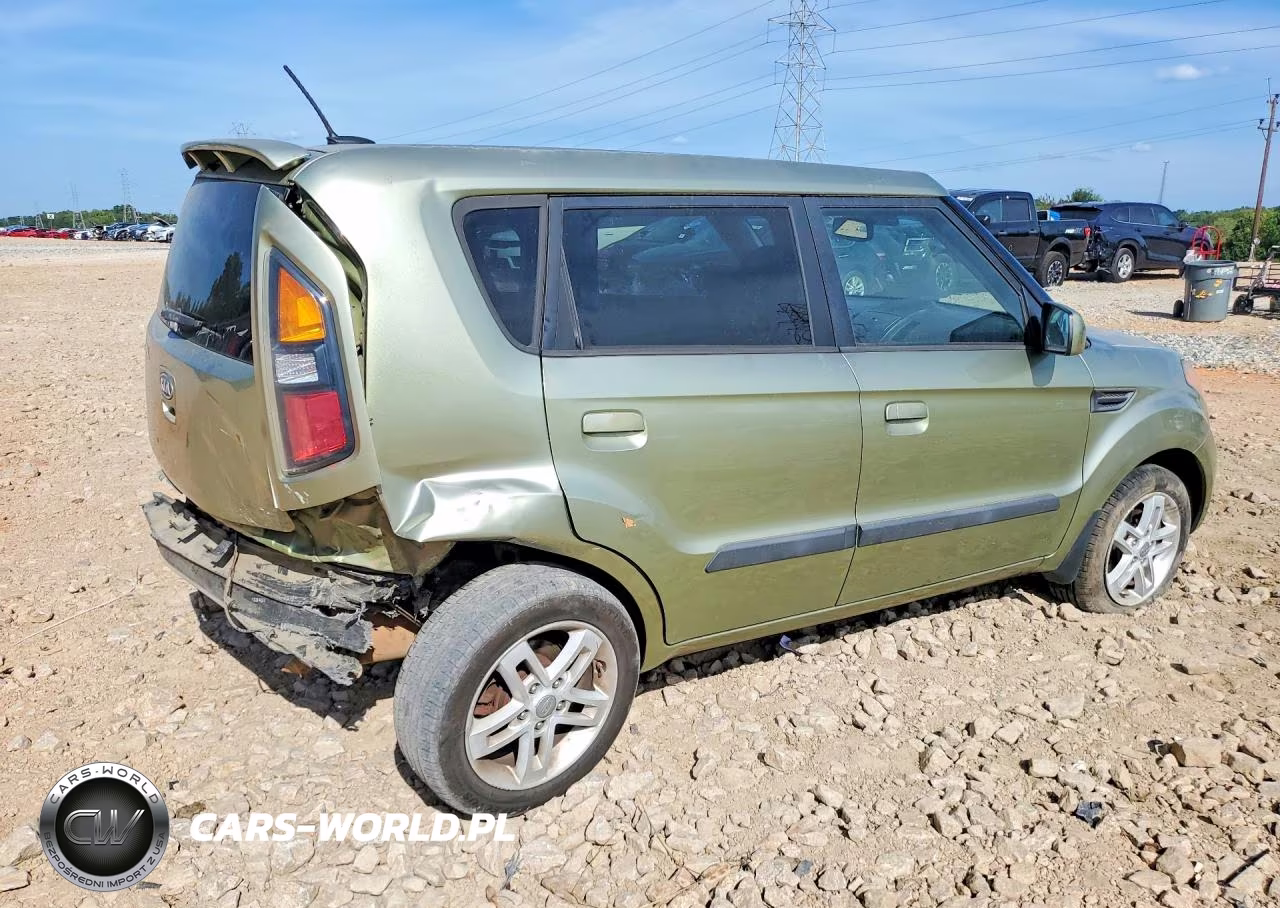 2010 Kia Soul + VIN:KNDJT2A22A7174099 - 3