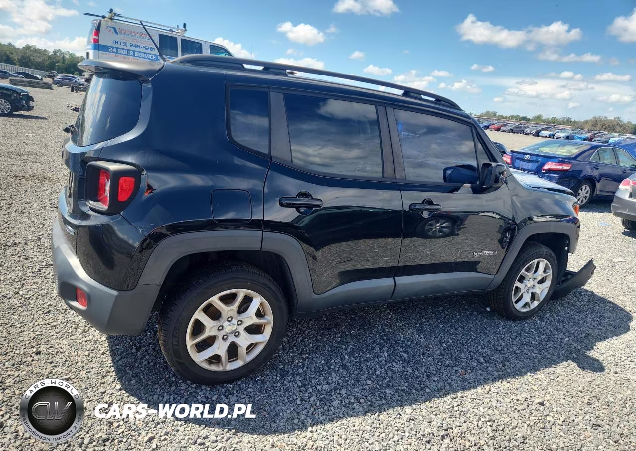 2017 Jeep Renegade Latitude VIN:ZACCJBBBXHPE84043 - 3