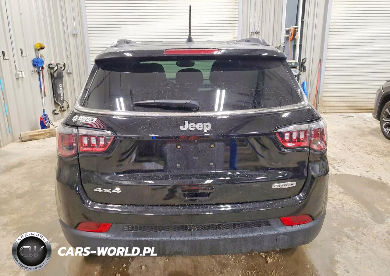 2024 Jeep Compass Latitude Lux VIN:3C4NJDFN1RT175483 - 6
