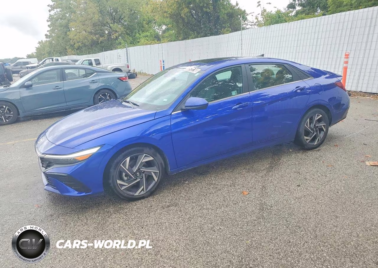2025 Hyundai Elantra Sel – zdjęcie 1 z 12