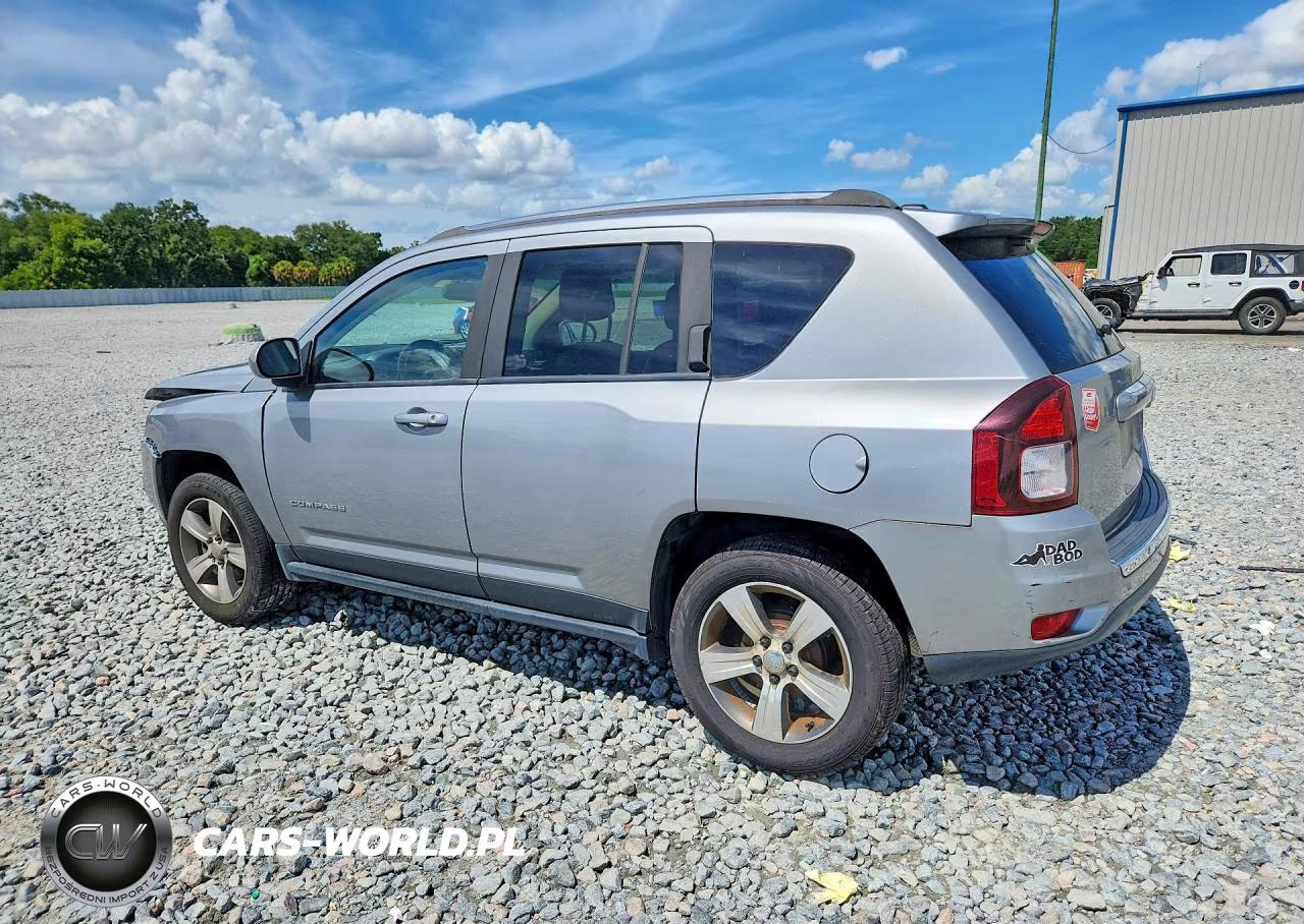 2016 Jeep Compass Latitude VIN:1C4NJCEA2GD735958 - 2