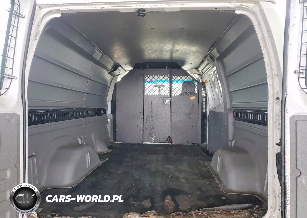 2011 Ford E250 Delivery Van VIN:1FTNE2EW8BDB36081 - 10