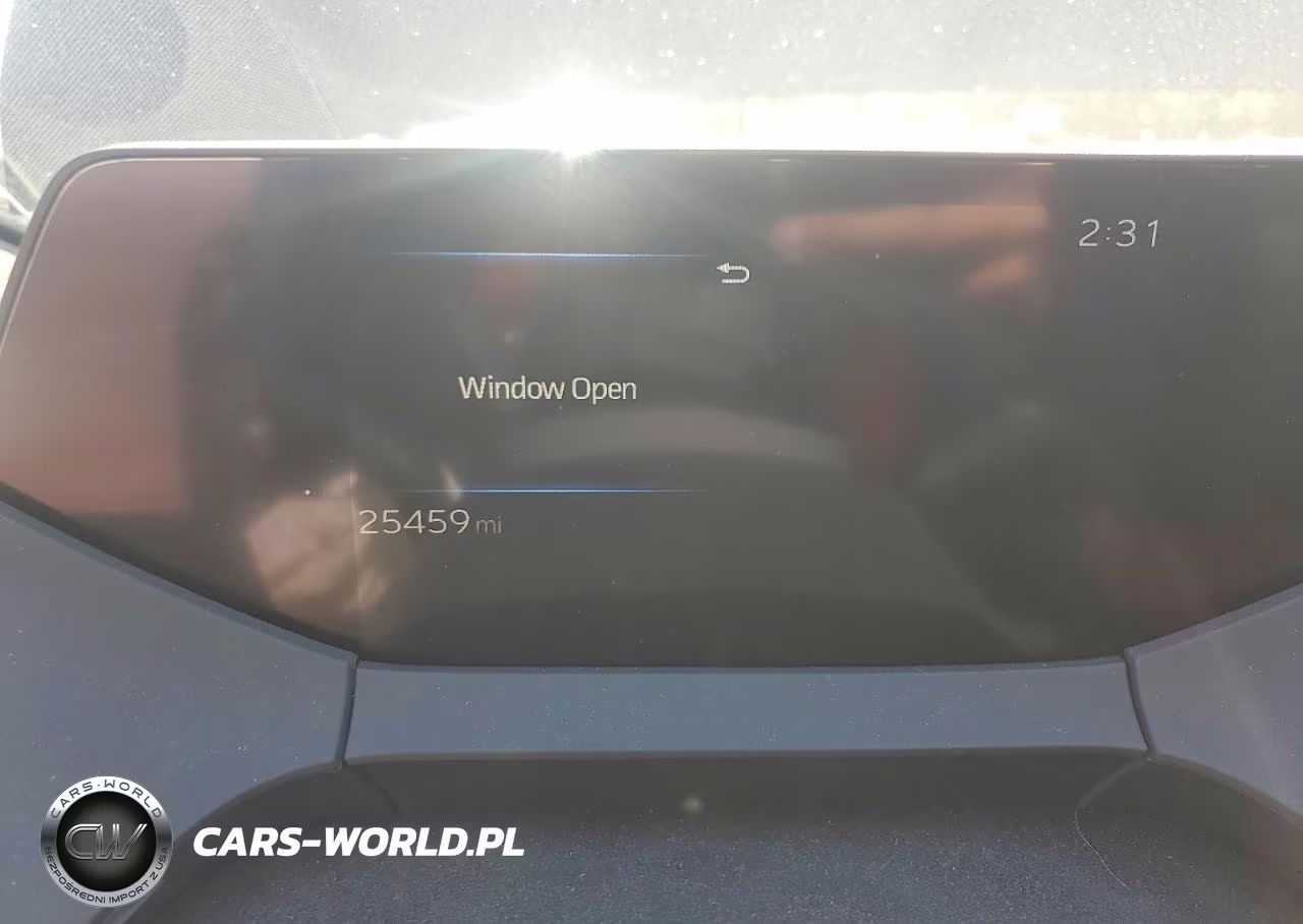 2024 Toyota Prius Limited VIN:JTDADABU7R3016898 - 9