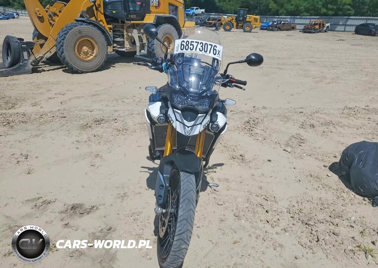 2020 Triumph Motorcycle Tiger 900 Rally VIN:SMTE63DFXLTAB3832 - 2