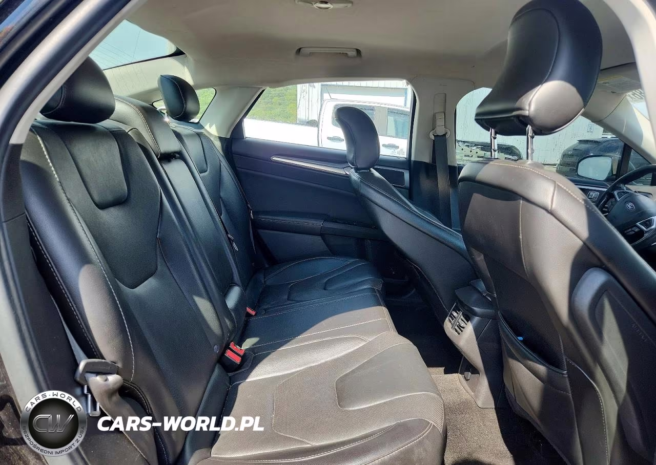 2015 Ford Fusion Titanium VIN:3FA6P0K90FR167779 - 10