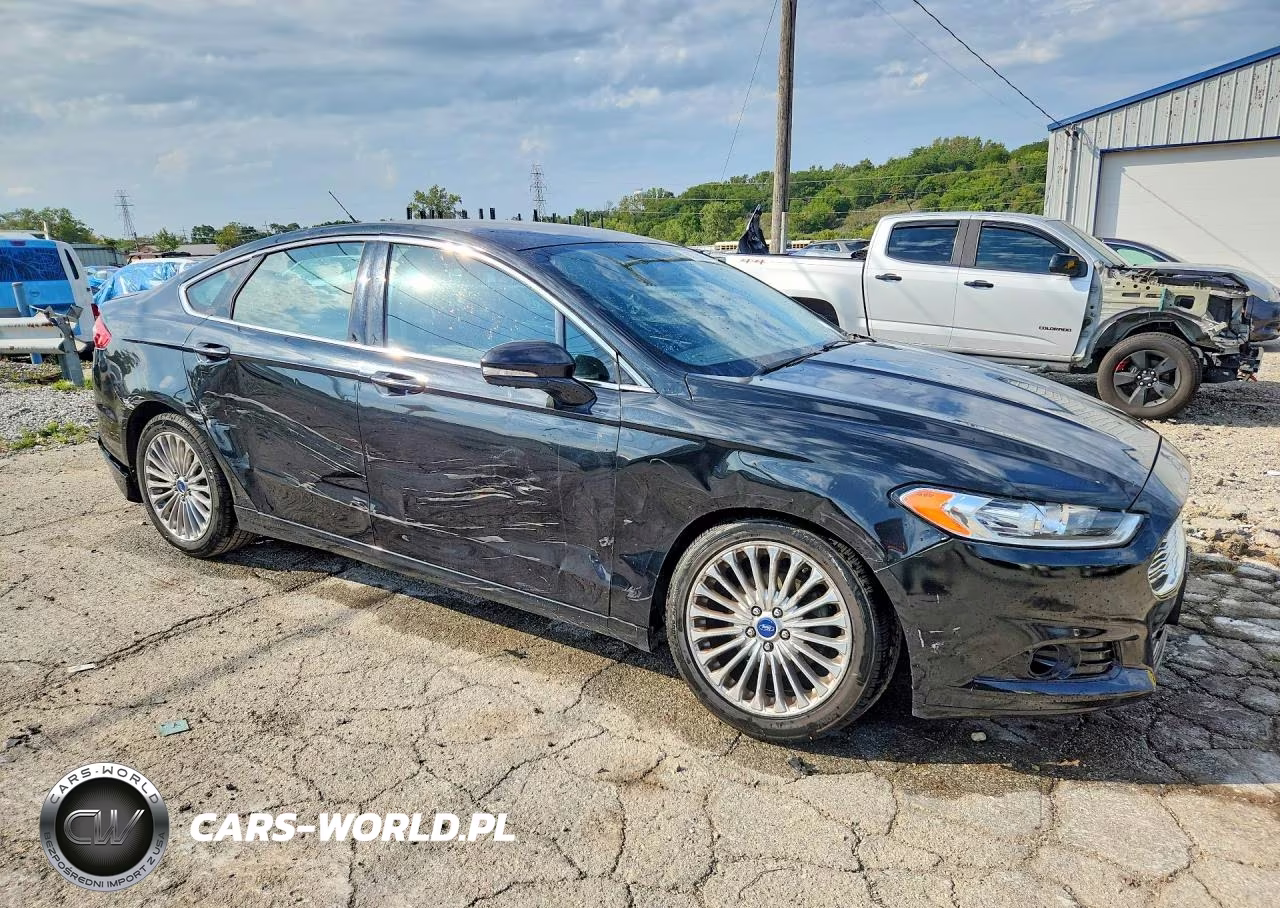 2015 Ford Fusion Titanium VIN:3FA6P0K90FR167779 - 4