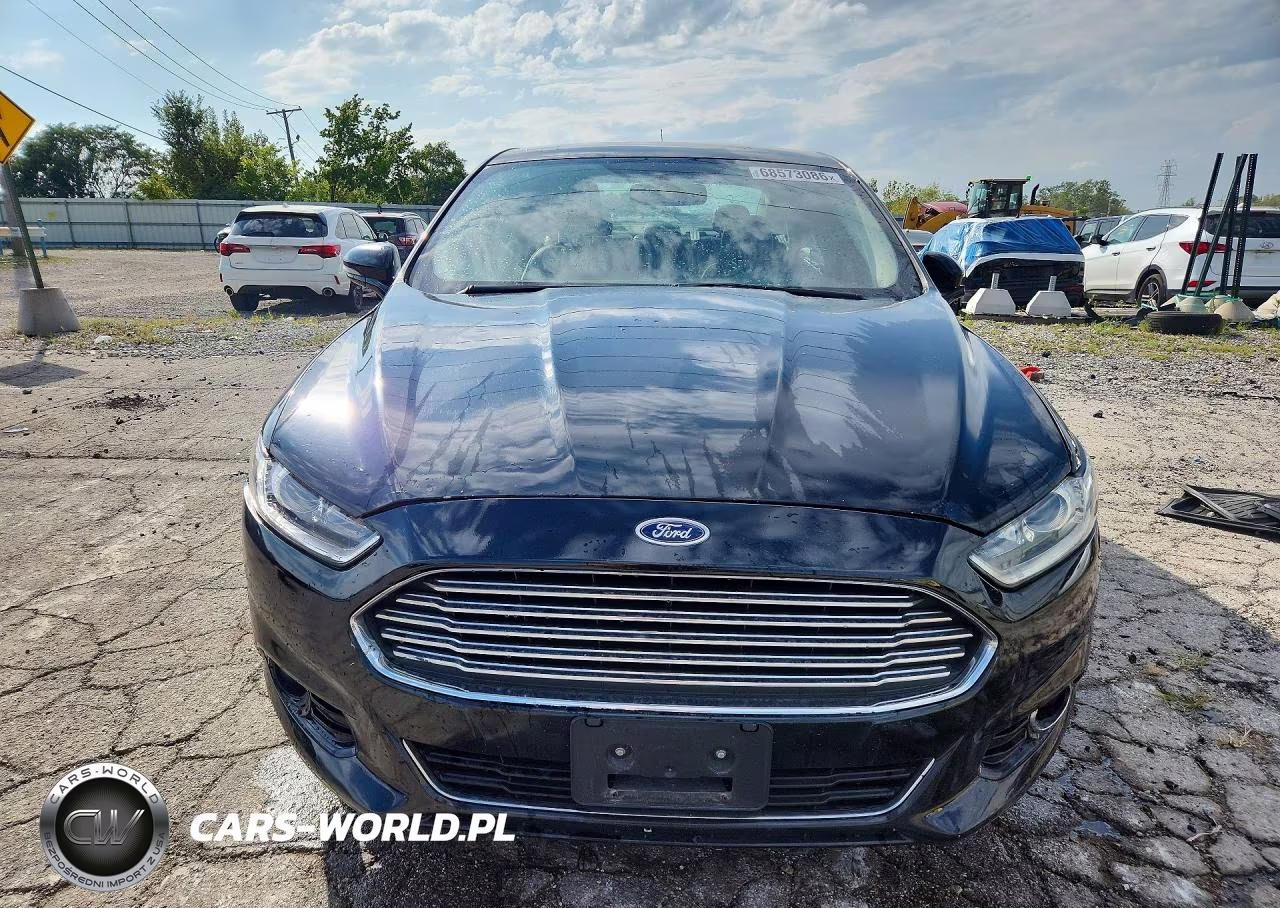 2015 Ford Fusion Titanium VIN:3FA6P0K90FR167779 - 5